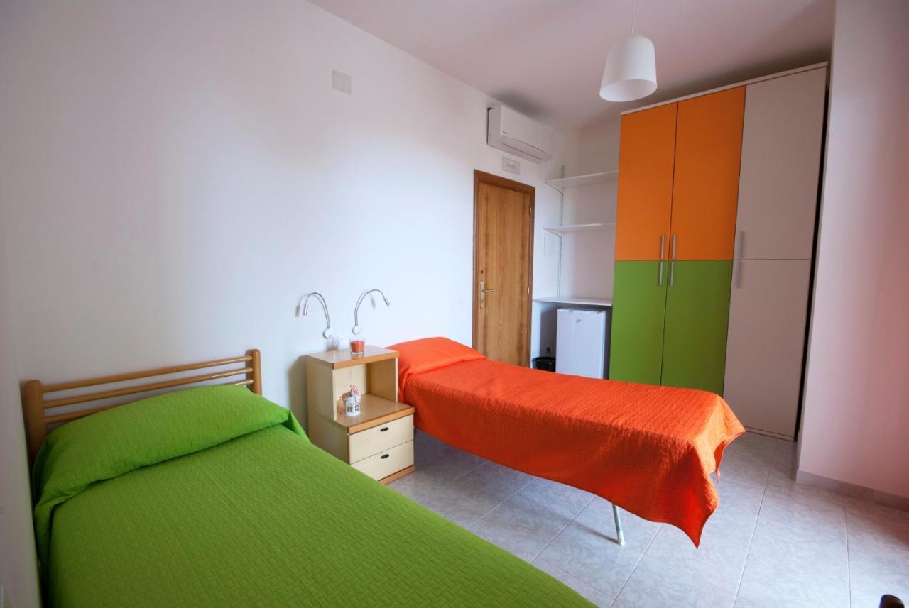 B&B Tra Gli Ulivi Rocca San Giovanni Zewnętrze zdjęcie